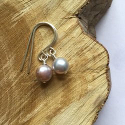 Mauve Pearl Earrings